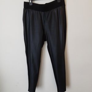 Faux leather leggings